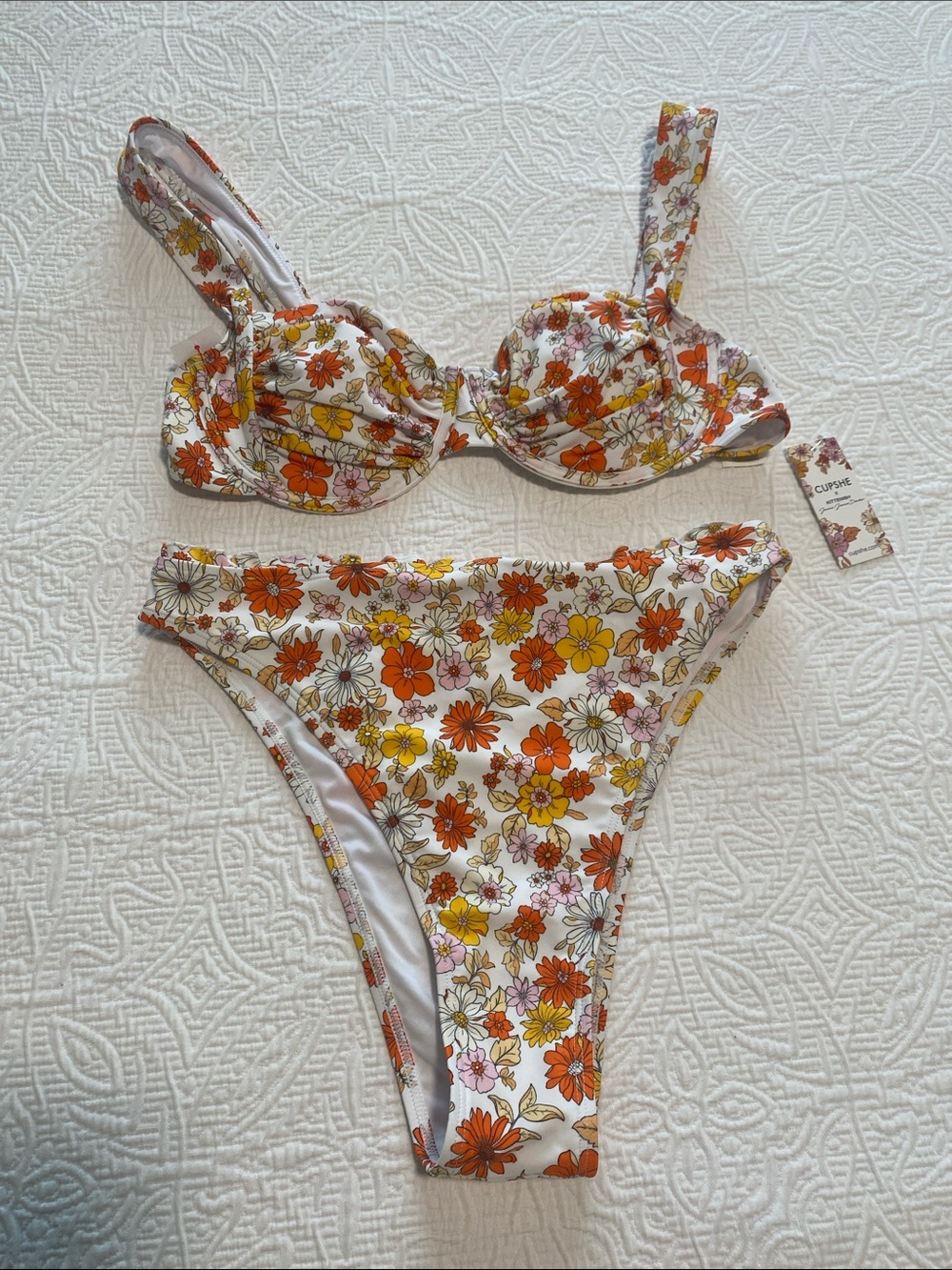 Cupshe Floral Bikini Ruffle Bottom Orange Yellow & Pink Flowers Size Large NWT